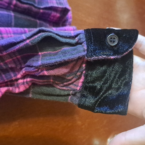 Vintage Girl's In Design Button Down Shirt Size 10 - Picture 5 of 7